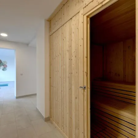 085 Modern In Trendy La Cala Golf